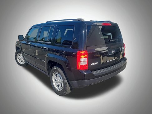 Used 2016 Jeep Patriot Sport w/ Power Value Group image 19