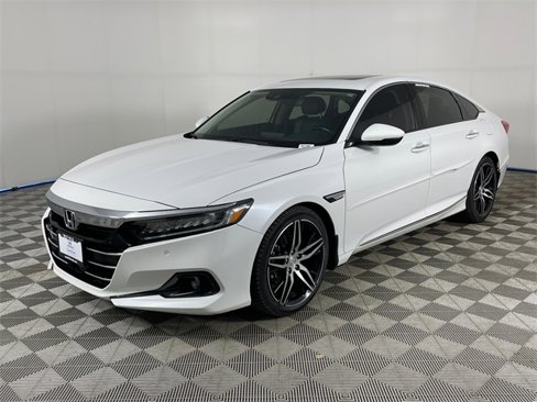 Certified 2021 Honda Accord Touring image 1
