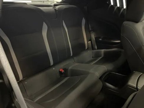 Used 2019 Chevrolet Camaro LT image 13