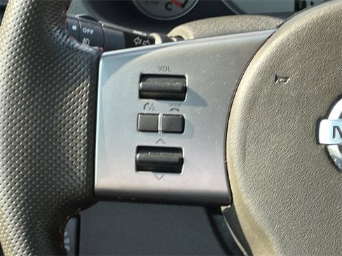 Used 2011 Nissan Xterra PRO-4X w/ Pro-4x Leather Pkg image 12