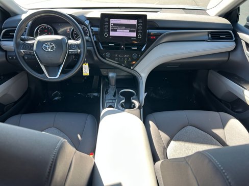Used 2023 Toyota Camry LE image 22