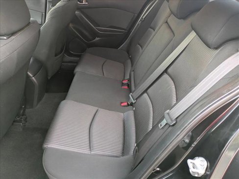 Used 2016 MAZDA MAZDA3 i Touring image 18