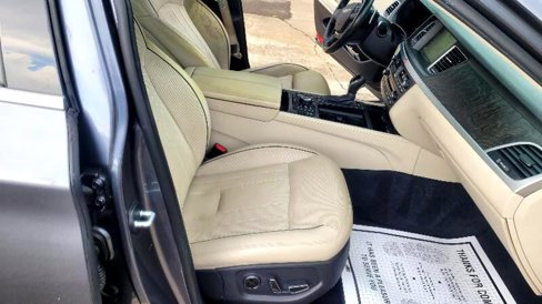 Used 2015 Hyundai Genesis 5.0 w/ Option Group 05 image 11