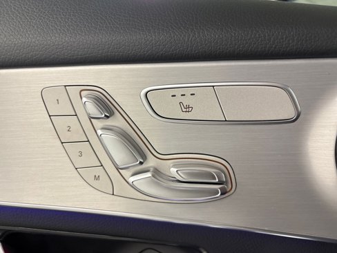 Certified 2022 Mercedes-Benz GLC 300 image 32