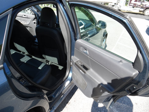 Used 2009 Volvo S40 T5 R-Design image 19