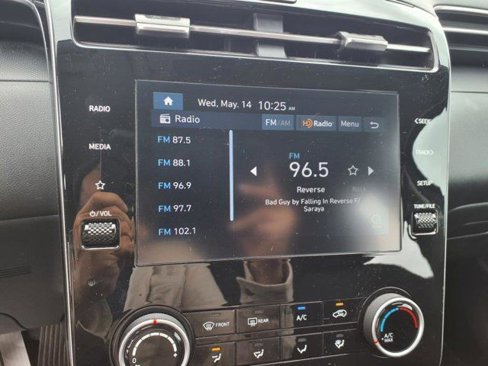 Used 2023 Hyundai Tucson SE image 14