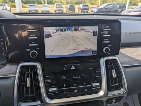 Used 2021 Kia Sorento EX w/ Panoramic Sunroof Package image 17