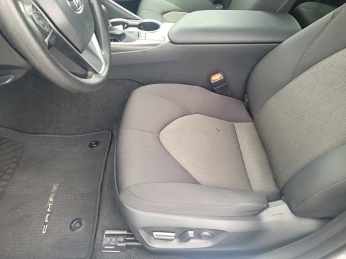 Used 2023 Toyota Camry LE image 13