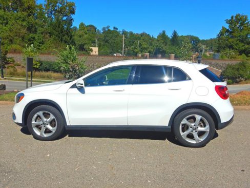 Used 2020 Mercedes-Benz GLA 250 4MATIC image 10