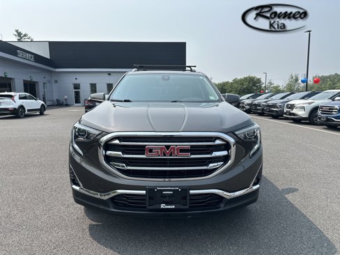 Used 2020 GMC Terrain SLT w/ Preferred Package image 2