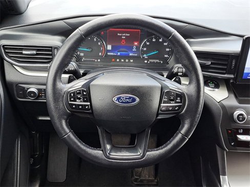 Used 2020 Ford Explorer XLT w/ Equipment Group 202A image 26