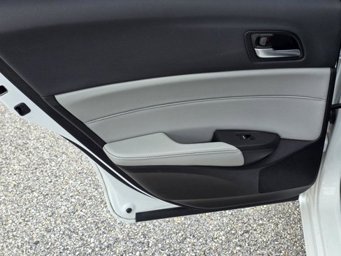 Used 2020 Acura ILX image 28