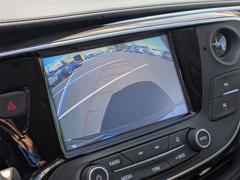 Used 2020 Buick Envision Essence w/ Experience Buick Package image 21