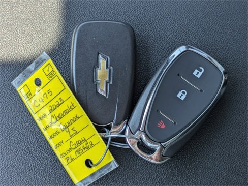 Used 2023 Chevrolet Equinox LS w/ LS Convenience Package image 34