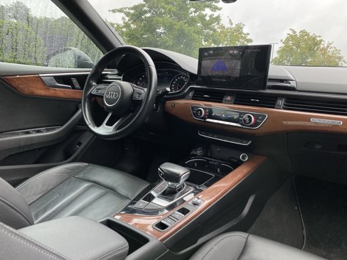 Used 2022 Audi A5 2.0T Premium image 6