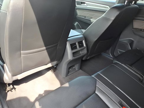 Used 2022 Volkswagen Atlas Cross Sport SE image 7