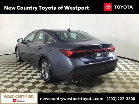 Certified 2020 Toyota Avalon XLE image 5