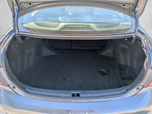 Used 2010 Toyota Corolla LE image 7