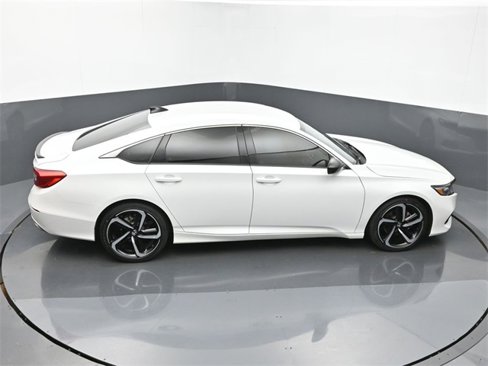 Used 2022 Honda Accord Sport image 18
