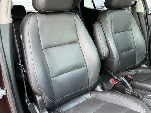 Used 2016 Buick Encore Premium image 10