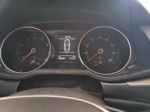 Used 2017 Volkswagen Passat 1.8T R-Line image 17