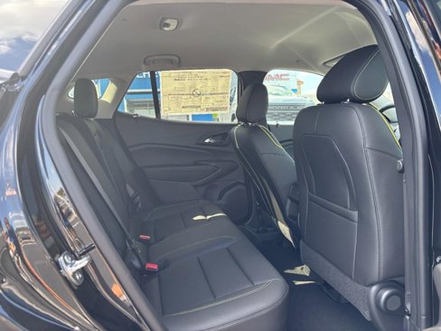 New 2025 Chevrolet Trax ACTIV w/ Driver Confidence Package image 5