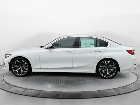 New 2025 BMW 330i Sedan w/ Premium Package image 4
