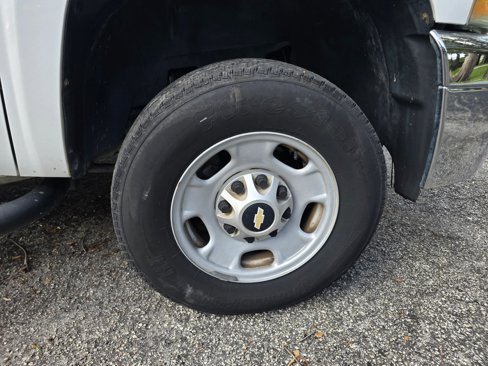 Used 2014 Chevrolet Silverado 2500 W/T image 16