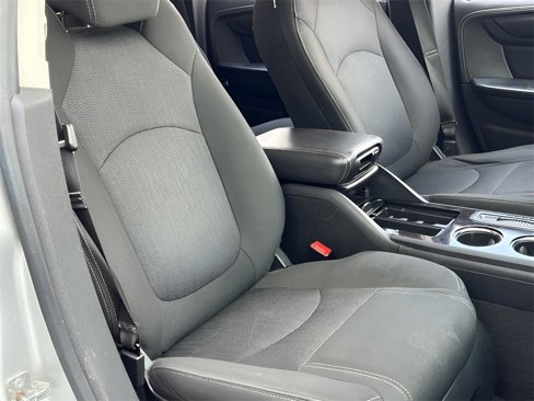 Used 2016 Chevrolet Traverse LT image 17