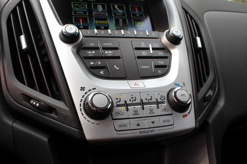 Used 2016 Chevrolet Equinox LS image 23