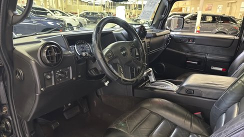 Used 2005 HUMMER H2 w/ Preferred Equipment Group image 12