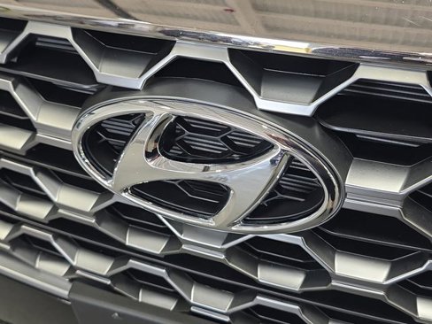 Used 2019 Hyundai Santa Fe SEL image 34