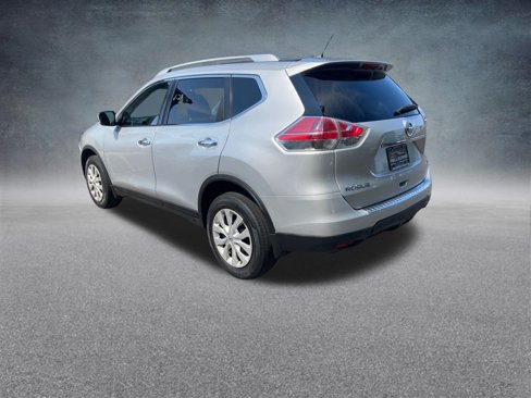 Used 2016 Nissan Rogue S w/ Appearance Package image 3