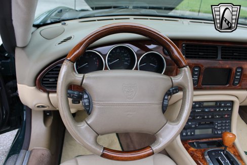 Used 2003 Jaguar XK8 Convertible image 7