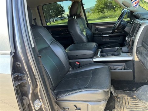 Used 2017 RAM 1500 Laramie w/ Convenience Group image 23