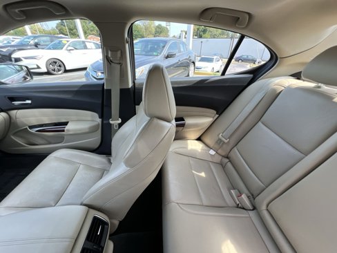 Used 2015 Acura TLX w/ Technology Package image 3