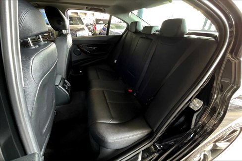 Used 2015 BMW 320i Sedan image 19