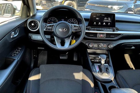 Certified 2021 Kia Forte LXS image 5