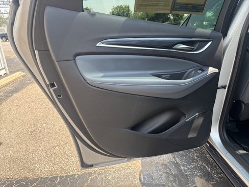 Used 2021 Buick Enclave Essence w/ Sound and Sites Package image 16