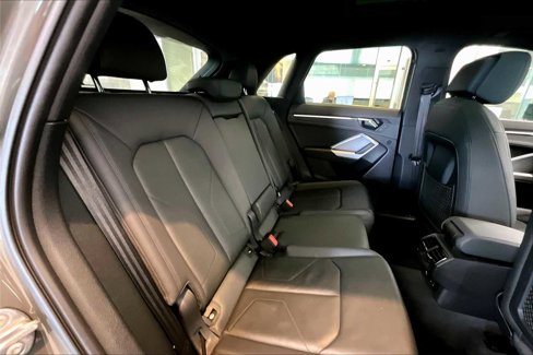 Used 2020 Audi Q3 2.0T Premium w/ Convenience Package image 18