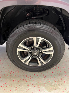 Used 2020 Toyota Tacoma SR5 image 20