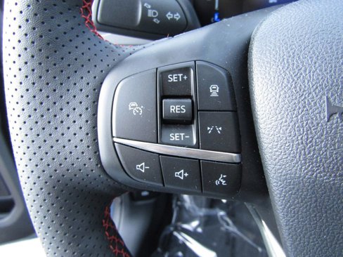 Used 2024 Ford Escape ST-Line w/ Tech Pack #1 image 17