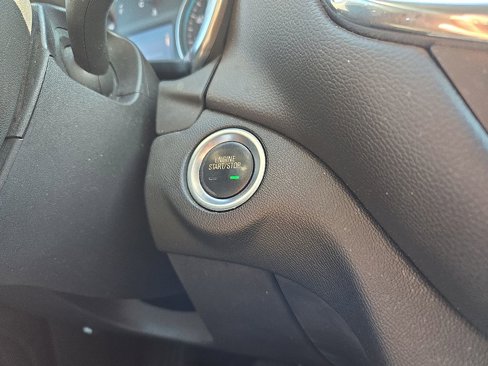 Used 2022 Chevrolet Equinox LT image 29