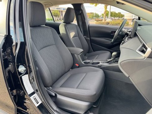 Used 2024 Toyota Corolla LE image 20