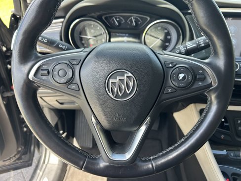 Used 2019 Buick Envision Essence image 27