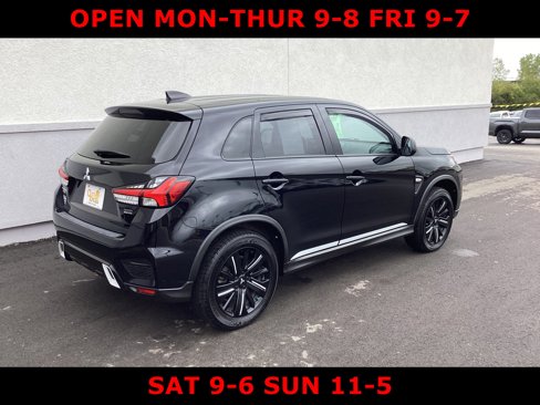 Used 2022 Mitsubishi Outlander Sport LE image 3