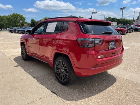 Used 2022 Jeep Compass Limited w/ (RED) Package image 7