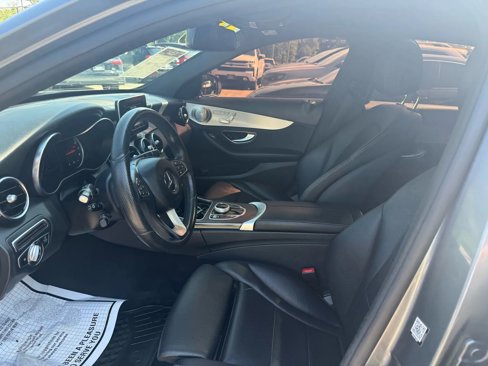 Used 2018 Mercedes-Benz C 300 4MATIC Sedan image 9