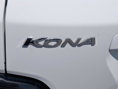 Used 2022 Hyundai Kona SEL w/ Cargo Package image 10