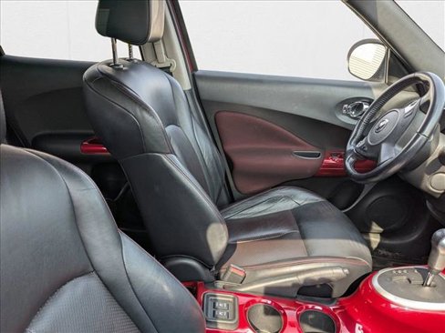 Used 2011 Nissan Juke SL image 15